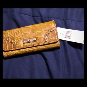 Tommy Hillfiger studded wallet